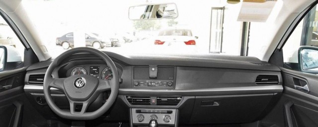 大众朗逸自动挡驾驶技巧(大众朗逸自动挡起步正确方法)