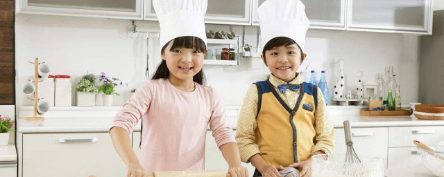 厨房防油贴纸粘贴技巧(厨房自粘防油贴纸怎么弄下来)