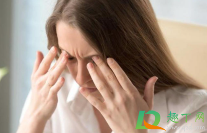 下眼睑跳动怎么缓解(下眼睑跳动怎么回事)