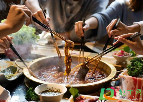 吃火锅一氧化碳中毒症状(在火锅店吃饭一氧化碳中毒)