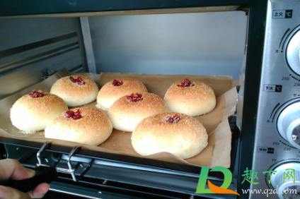 烤箱容量怎么选择(烤箱有哪些容量)