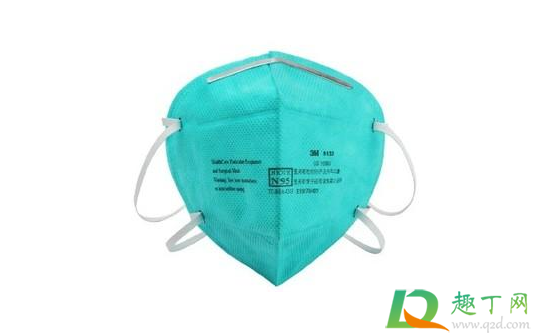 口罩有水珠会不会影响防病毒(口罩里面有水还能防病毒吗)