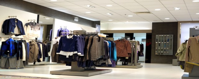 这几种穿搭让你尽显优雅气质(优雅时髦穿搭)