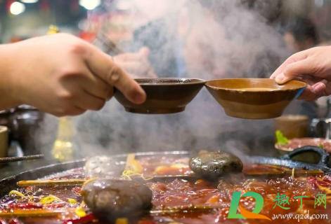 吃火锅一氧化碳中毒症状(在火锅店吃饭一氧化碳中毒)