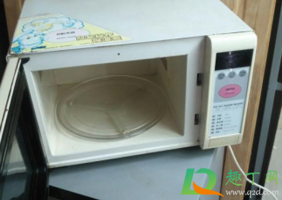 微波炉保险丝总是断怎么回事(微波炉保险丝烧断会出现什么情况)