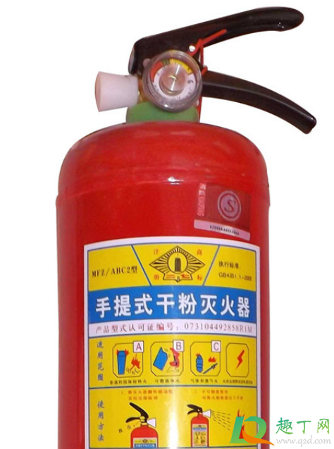 干粉灭火器使用方法和注意事项(干粉灭火器使用方法和注意事项视频) 干粉灭火器使用方法和注意事项(干粉灭火器使用方法和注意事项视频)