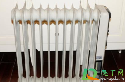 暖气片怎么开在哪里开(家里装的暖气片怎么开)