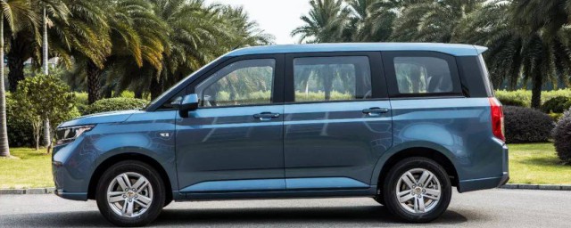 2020款五菱宏光PLUS有几个气囊?(2020五菱宏光plus1.5L)