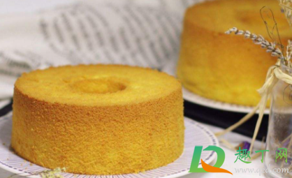 烤箱做蛋糕多少度用多少时间(烤箱做蛋糕一般多少度)