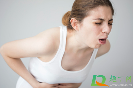 催吐管子怎么吸出来食物(用管子怎么催吐)