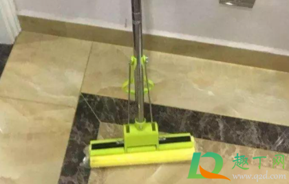 拖布黑了怎么处理(布黑了怎么洗)