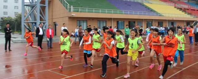 长跑有哪些注意事项?(长跑需要注意事项)