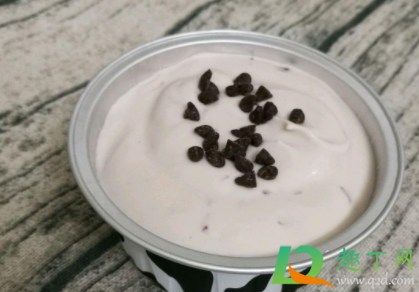 酸奶冷冻会变成冰淇淋吗(冰淇淋酸奶可以冻成冰淇淋吗) 酸奶冷冻会变成冰淇淋吗(冰淇淋酸奶可以冻成冰淇淋吗)