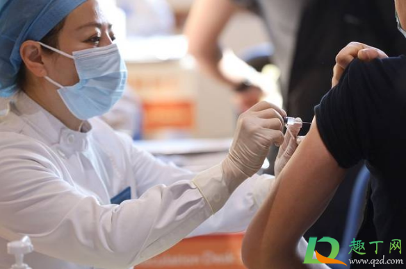 打了新冠疫苗多久能打宫颈疫苗(打了新冠疫苗多久可以打宫颈疫苗?)