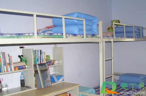 上下铺床一直摇怎么办(上铺老是摇床)