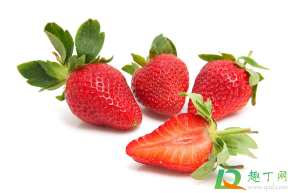 草莓用保鲜膜包着会坏吗(保鲜膜会不会把草莓闷坏)