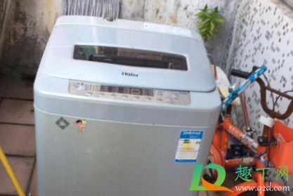 海尔洗衣机d1是什么故障(海尔全自动洗衣机故障显示e1是什么原因?)