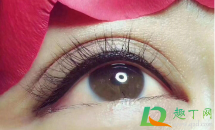 美瞳线多久掉痂完毕(美瞳线多久开始掉痂)