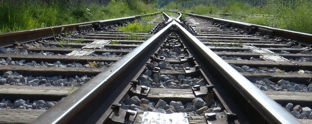 铁路大学看分数也看面试(铁路学校面试)