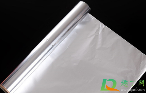 锡纸能直接放在煤气灶上烧吗(锡纸可以直接放煤气灶上吗)