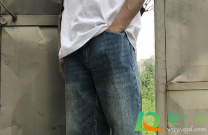 丹宁牛仔裤是个品牌吗(丹宁裤和牛仔裤的区别)