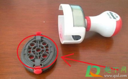 光敏印章有一半印不出来怎么回事(光敏公章为什么有一部分印不出来)