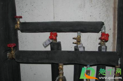 暖气片上下开关都需要打开吗(暖气片开关怎样是开) 暖气片上下开关都需要打开吗(暖气片开关怎样是开)