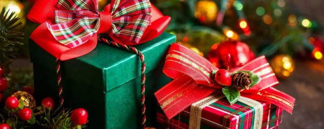 送这些女朋友一定喜欢(女生送女朋友)