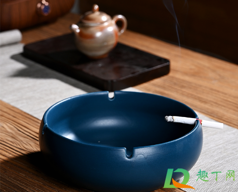 没有烟灰缸用什么代替(需要烟灰缸)