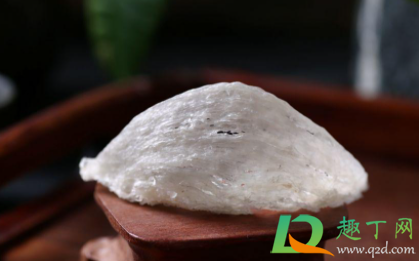 干燕窝放冰箱保鲜层可以吗(干燕窝能不能放冰箱保存)