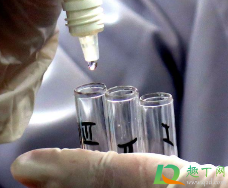 牛津新冠疫苗是灭活的吗(牛津新冠疫苗有效期多久)