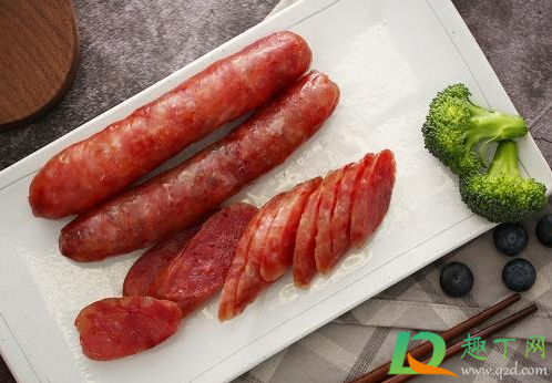 灌香肠可以腌一晚上再灌吗(灌好的香肠先腌制五天)