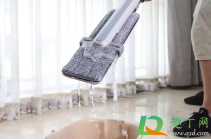 拖布黑了怎么处理(布黑了怎么洗)