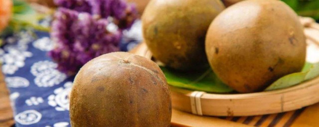 罗汉果的功效(罗汉果的功效与禁忌)