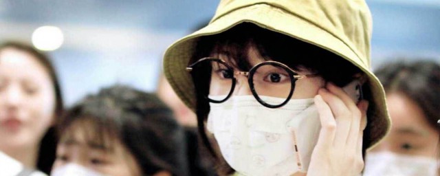 冬天戴口罩眼镜起雾怎么办(冬天戴眼镜戴口罩起雾)