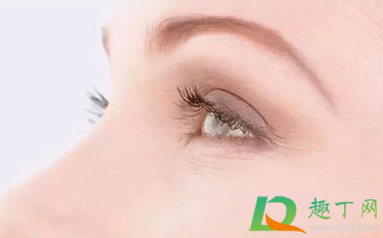 飞蚊症用眼药水能治好吗(飞蚊症用啥眼药水治好) 飞蚊症用眼药水能治好吗(飞蚊症用啥眼药水治好)