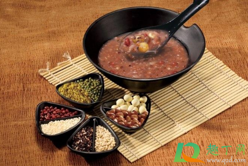 腊八粥用大米还是糯米(腊八粥有大米吗)