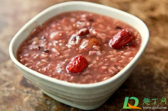 煮腊八粥要放碱吗(腊八粥要放盐吗)