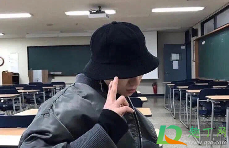 长出疣体后多久变菜花(寻常疣会长成菜花状吗)