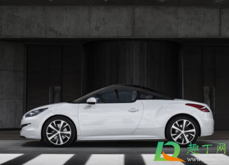 新车有异味重正常吗(新车里异味有什么危害)