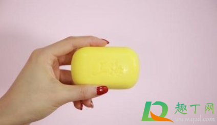 2岁宝宝可以用硫磺皂么(两岁宝宝能用硫磺皂洗头吗)