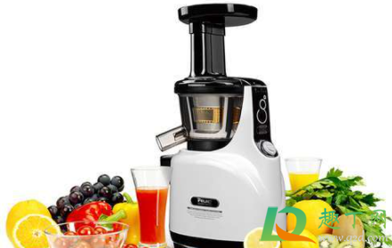 榨汁机刀头怎么清洗(榨汁机刀头怎么取下来图解)