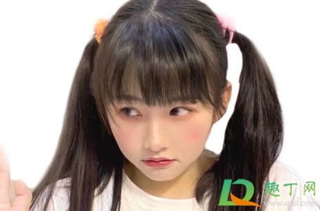 女性早期图片尖湿锐尤会痒吗(女性尖湿锐尤特别痒)