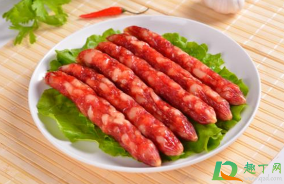 灌香肠肉要打成泥吗(灌香肠的肉要用水洗吗)