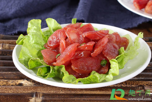 香肠切了蒸还是蒸了切(香肠煮了切还是切了蒸)