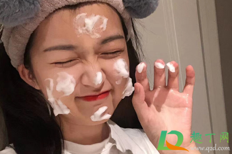 粉瘤可以用针挑破挤出来吗(粉瘤可以用粉刺针刺破吗) 粉瘤可以用针挑破挤出来吗(粉瘤可以用粉刺针刺破吗)