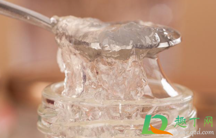 哺乳期间可以吃即食燕窝吗(母乳期吃即食燕窝有什么功效)