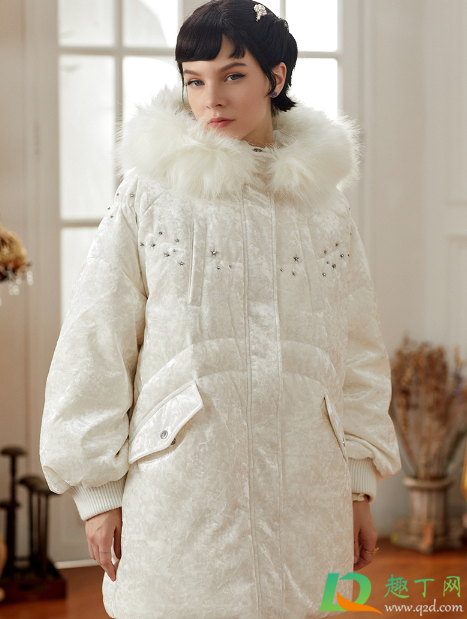 白鸭绒羽绒服一般在什么价位(一件白鸭绒羽绒服价格范围) 白鸭绒羽绒服一般在什么价位(一件白鸭绒羽绒服价格范围)