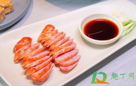 香肠起白霜了怎么处理(香肠出白霜还能吃吗)