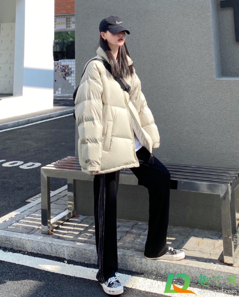 白鸭绒羽绒服一般在什么价位(一件白鸭绒羽绒服价格范围) 白鸭绒羽绒服一般在什么价位(一件白鸭绒羽绒服价格范围)